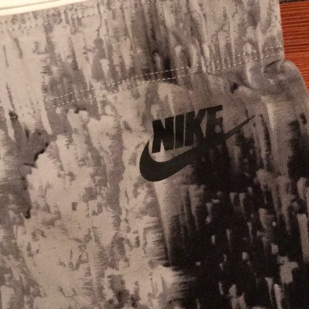 Nike workout leggings - Picture 3 of 4